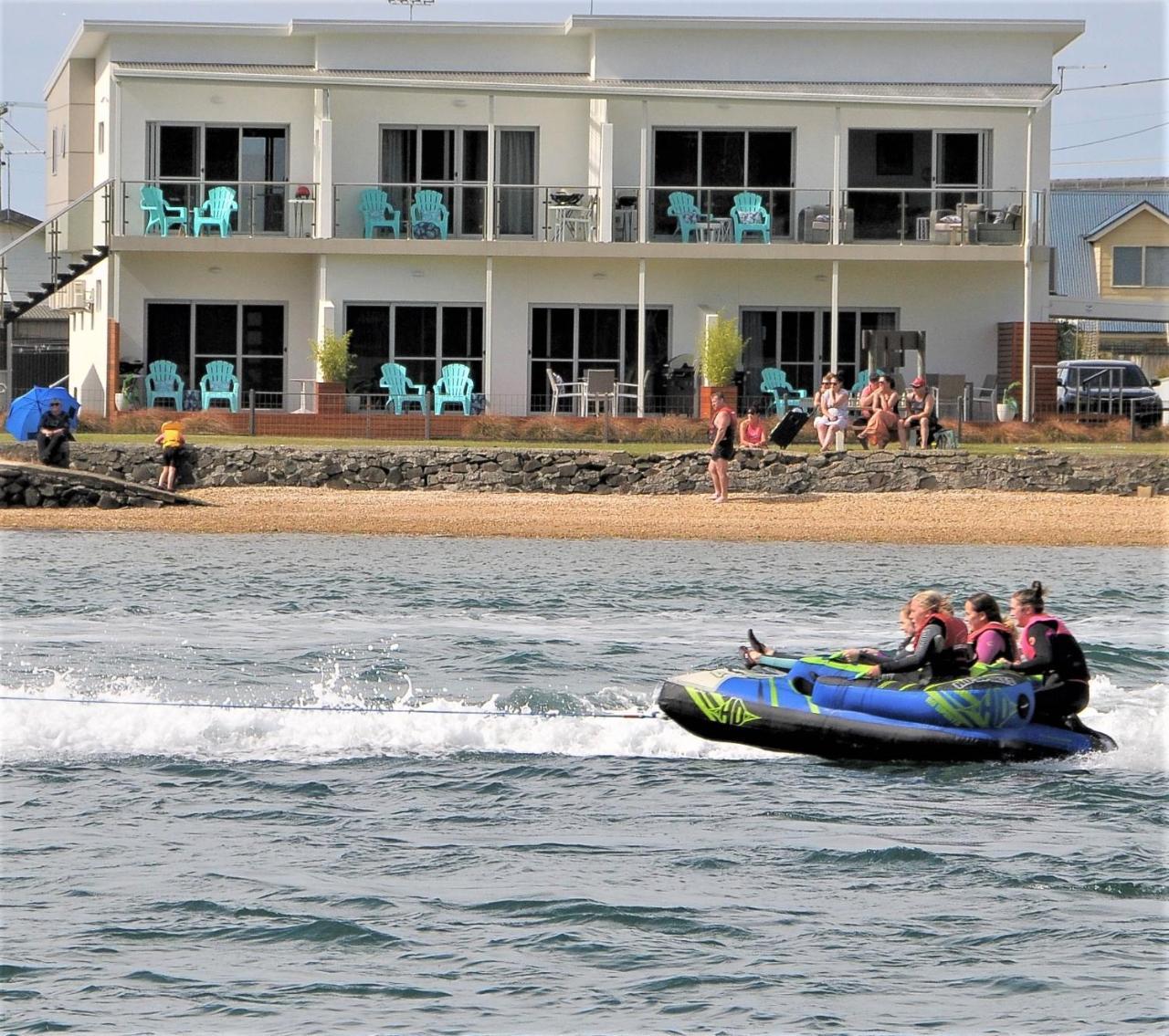 Ulverstone River Edge Holidayapartments ภายนอก รูปภาพ